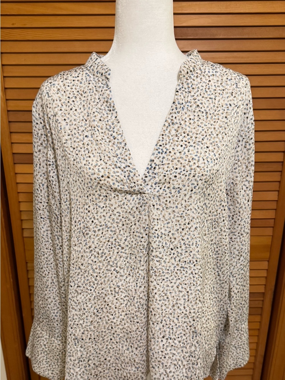 Vince Camuto Cream Blouse with Blue & Tan Dot Print